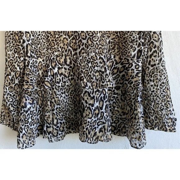 Chico's Womens Shirt Size 1 8/10 Animal Print Ruffle Hidden Button Down … - Picture 8 of 9